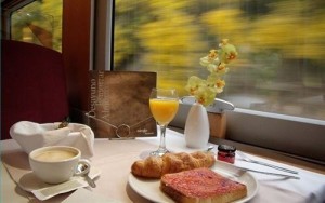 train y breakfast