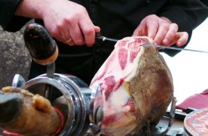 ruta-jamon-extremadura-cortes