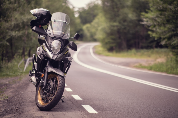 Moto-Motocicleta-La-Carretera-Foto-gratis-en-Pixabay-04-04-2025_07_59_AM