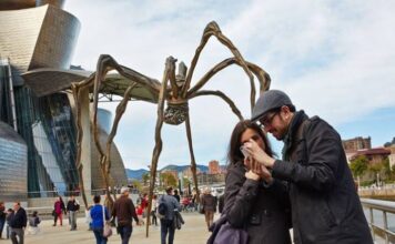 Turismo, Merkataritza eta Kontsumo Sailak Bideberdeate 2026 lankidetza-hitzarmena sinatu du turismoa bultzatzeko