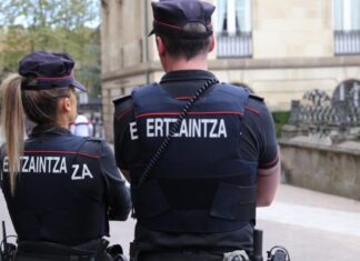 Gasteizko gasolindegi batean atxilotu dute iruzur egiteagatik eta agiria faltsutzeagatik