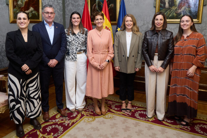 20251021_presidenta_becasFulbright_01