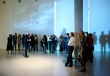 Esnaola kontseilariak «Topaketen Memoria Artistikoa «-n hautatutako proiektuen erakusketa inauguratu du