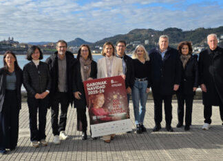 Izaro, Iñaki Gabilondo eta 500 dronen ikuskuzuna, Gabonetako inaugurazioaren protagonistak