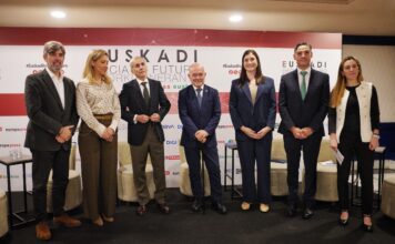 Pérez Iglesiasek etorkizunari aurre egiteko «gaitasun moldakorrak eta zeharkakoak» garatzearen alde egin du