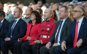 Segurtasun Sailak omenaldia egin die 2024an erretiroa hartu zuten ertzainei