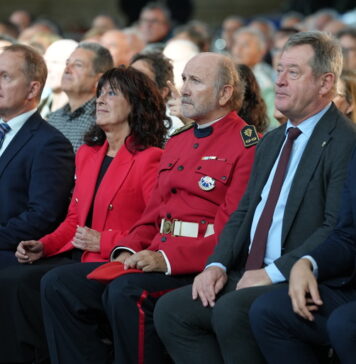 Segurtasun Sailak omenaldia egin die 2024an erretiroa hartu zuten ertzainei