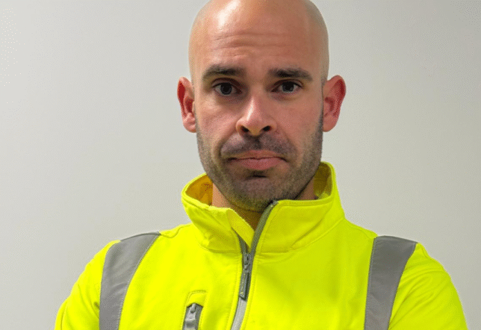 Captura de pantalla 2025-12-04 074716