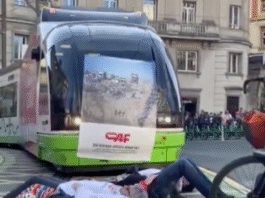 La persona detenida durante la protesta contra CAF en Bilbao, queda en libertad