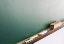 Los profesores de la enseñanza pública de Euskadi tienen los sueldos más altos del Estado