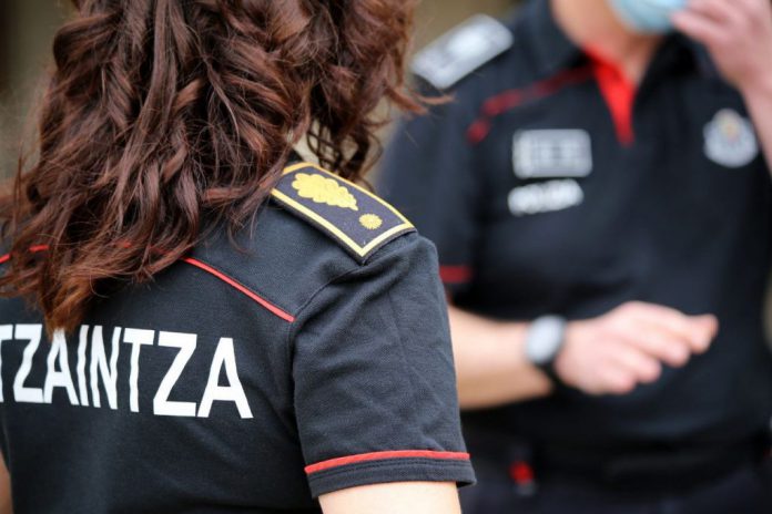 ertzaintza3466-1024x682-1-696x464-2