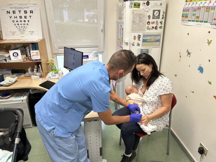 n770_Osakidetza_inmunizacion_bronquiolitis-_Centro_Salud_Sopela_3