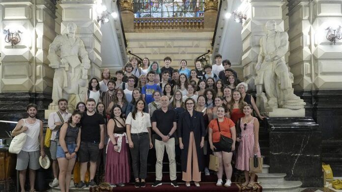 919204940_202602011959558489343_27368