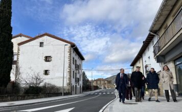 Yesak 1,3 milioi euroko kostua izan duen zeharbidearen egokitzapena eta eraberritzea estreinatu du