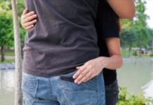 La Ertzaintza desarticula un grupo itinerante especializado en el robo del «abrazo solidario»