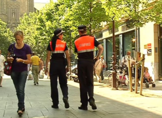 Arrestado un conductor en Donostia por agredir a un agente de Movilidad que iba a sancionarlo
