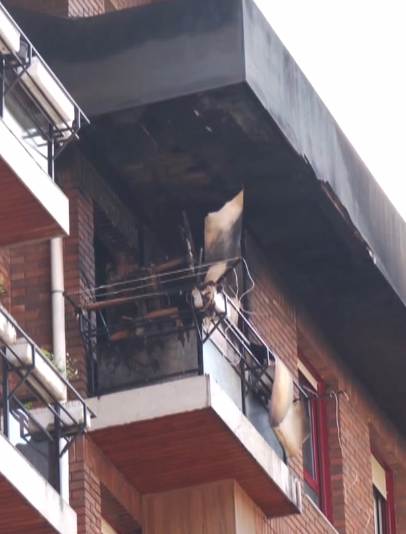 Dos-personas-han-resultado-heridas-tras-incendiarse-una-vivienda-en-Azkoitia-ORAIN-03-24-2026_08_08_AM