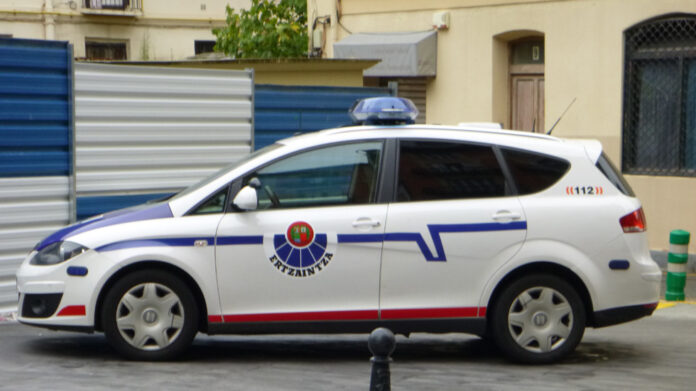 article-escandalo-volkswagen-deja-ertzaintza-sin-coches-patrulla-571dfba8f1ba2-696x391-1