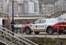 Fallece un pescador de 62 años tras precipitarse al mar en la zona de Igeldo