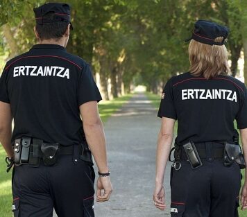 Gizon bat atxilotu dute Bilbon iruzur egiteagatik eta indarrez sartzeagatik