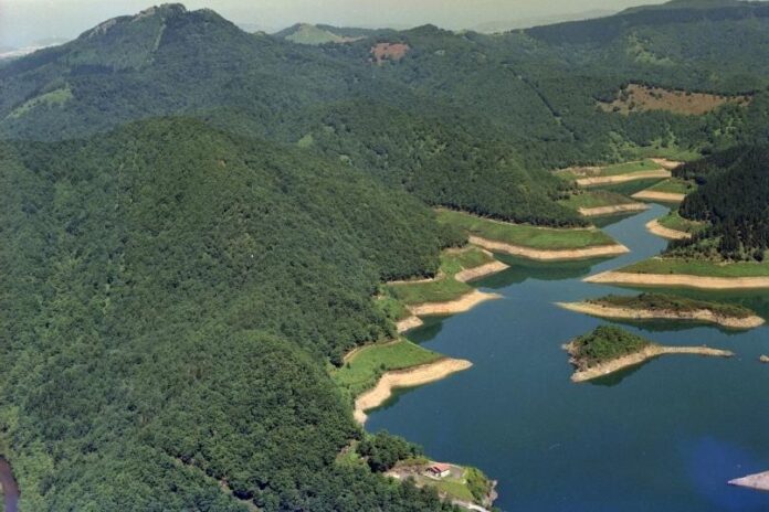 Presa de Añarbe_adaptada