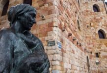 Arrantzaleen Museoa de la Diputación Foral de Bizkaia impulsa un programa para acercar el patrimonio marítimo a personas con Alzheimer