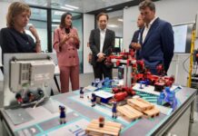 Eider Mendoza explora con el embajador de Japón nuevas vías de colaboración en ciberseguridad industrial para Gipuzkoa