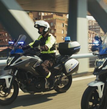Motozikleten eta ziklomotorren zirkulazioa kontrolatzeko kanpaina Bilbon