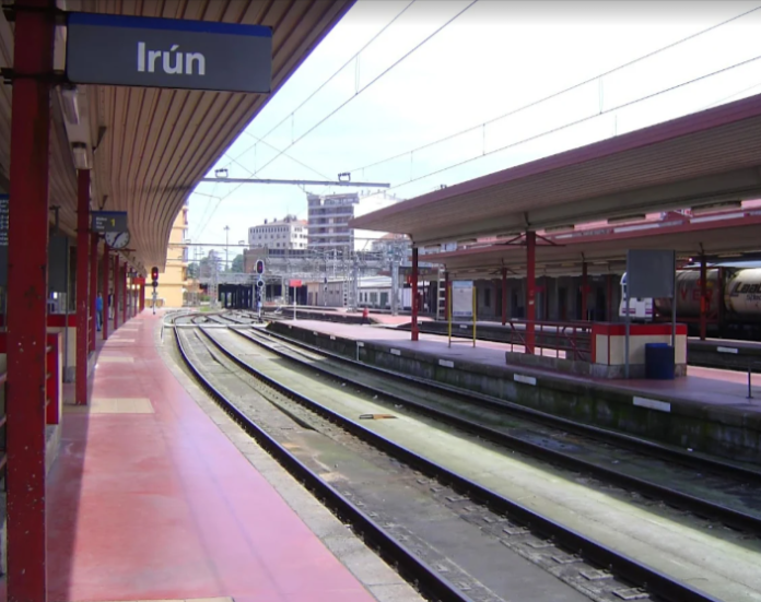 estacion-de-Renfe-en-Irun-Buscar-con-Google-07-03-2026_11_56_AM