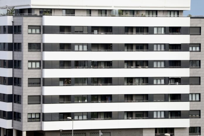 n770_Bloque_de_viviendas_en_Barakaldo
