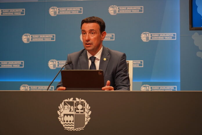 n770_Mikel_Torres_1