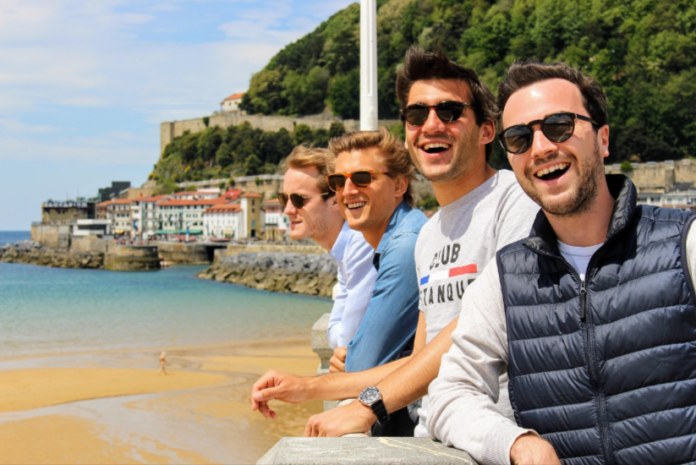 turistas-turismo-donostia