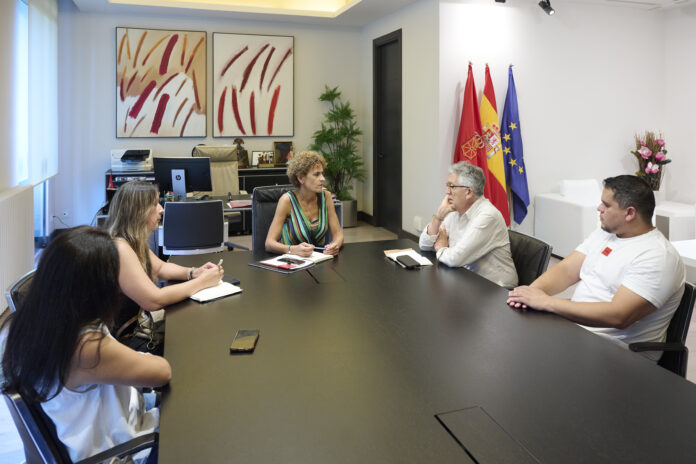 20260813 María Chivite recibe a una delegación colombiana