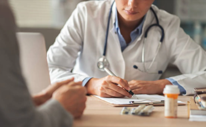 Los-medicos-estallan-por-el-aumento-de-bajas-laborales-en-Espana-Es-una-barbaridad-08-03-2026_11_26_AM