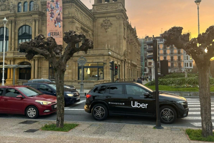 Uber-se-alia-con-hosteleros-y-sidreros-y-ofrece-descuentos-para-ir-a-sidrerias-03-05-2026_10_47_AM