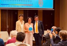Nafarroa Gizarte Zerbitzu onenak dituzten hiru Autonomia Erkidegoen artean dago, profesionalen ratiorik onenarekin, eta biztanleko gasturik handiena duen bigarrena da