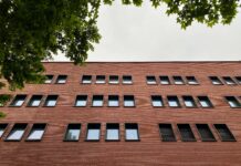 Nafarroako Gobernuak alokairuko 87 etxebizitza babestu esleitzeko lehen zozketa egingo du bihar