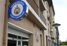 El agente municipal que disparó mortalmente a Babacar Welle en Hondarribia, apartado del servicio por protocolo