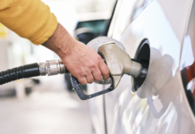 El IPC se mantiene en el 4,9 % contenido por el descenso de los carburantes