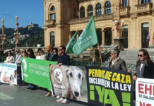 PACMA exige en Donostia la inclusión de los perros de caza en la Ley de Bienestar Animal