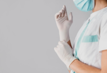 Reconocen como enfermedad profesional el COVID persistente de una celadora tras contagiarse en un centro hospitalario de Euskadi