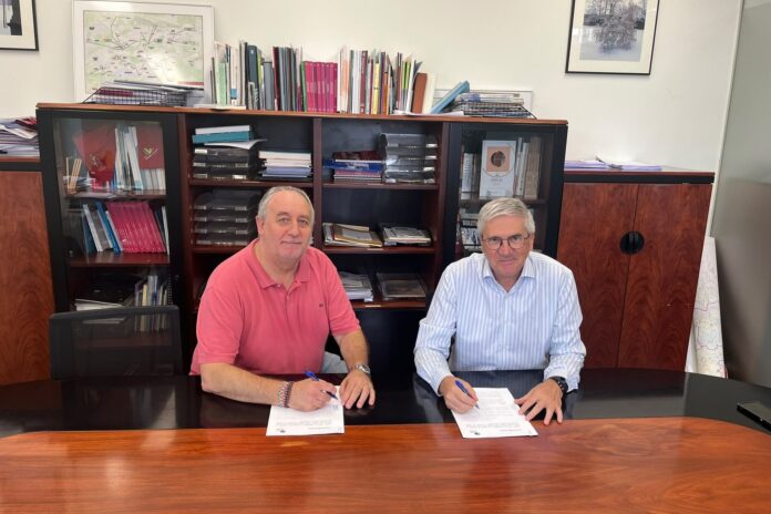 firma con Fundación Ilundain