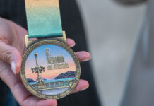 La Behobia-San Sebastián desvela su nueva medalla inspirada en la bahía de La Concha